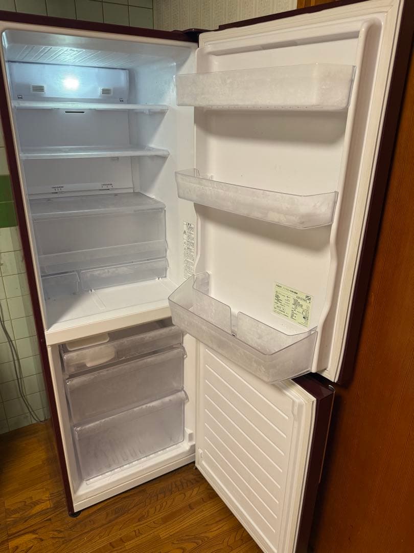 引き取り限定　大阪　270L AQUA 冷蔵庫　冷凍庫