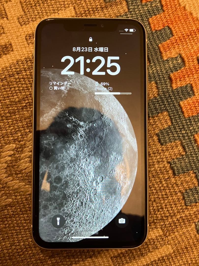 iPhone XR White 64 GB SIMフリー