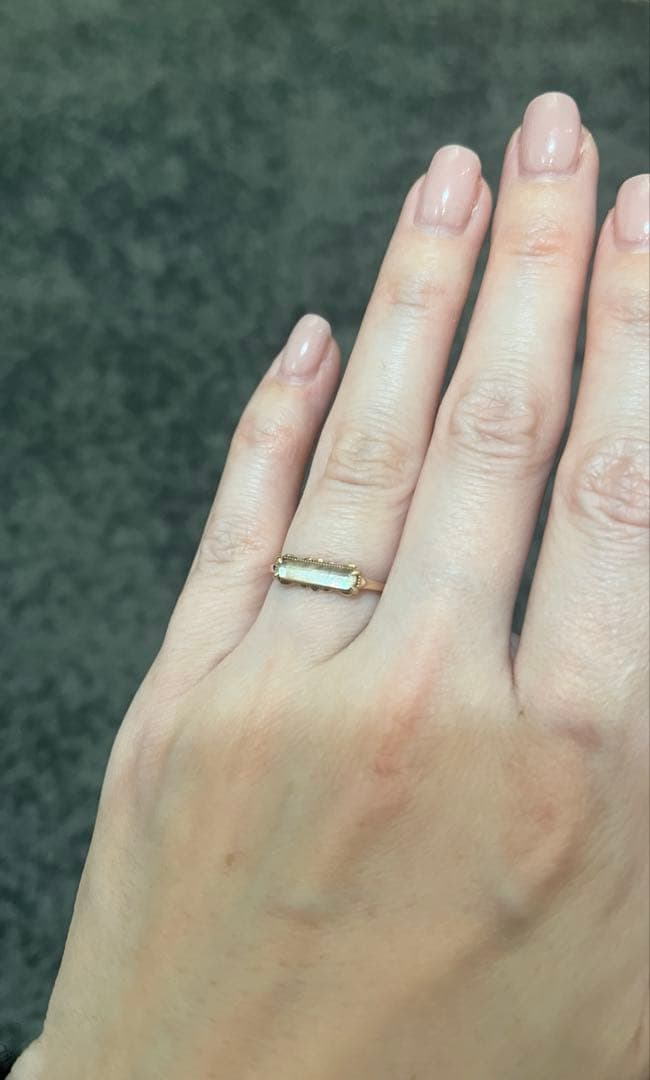 美品　agete シェル10Kリング