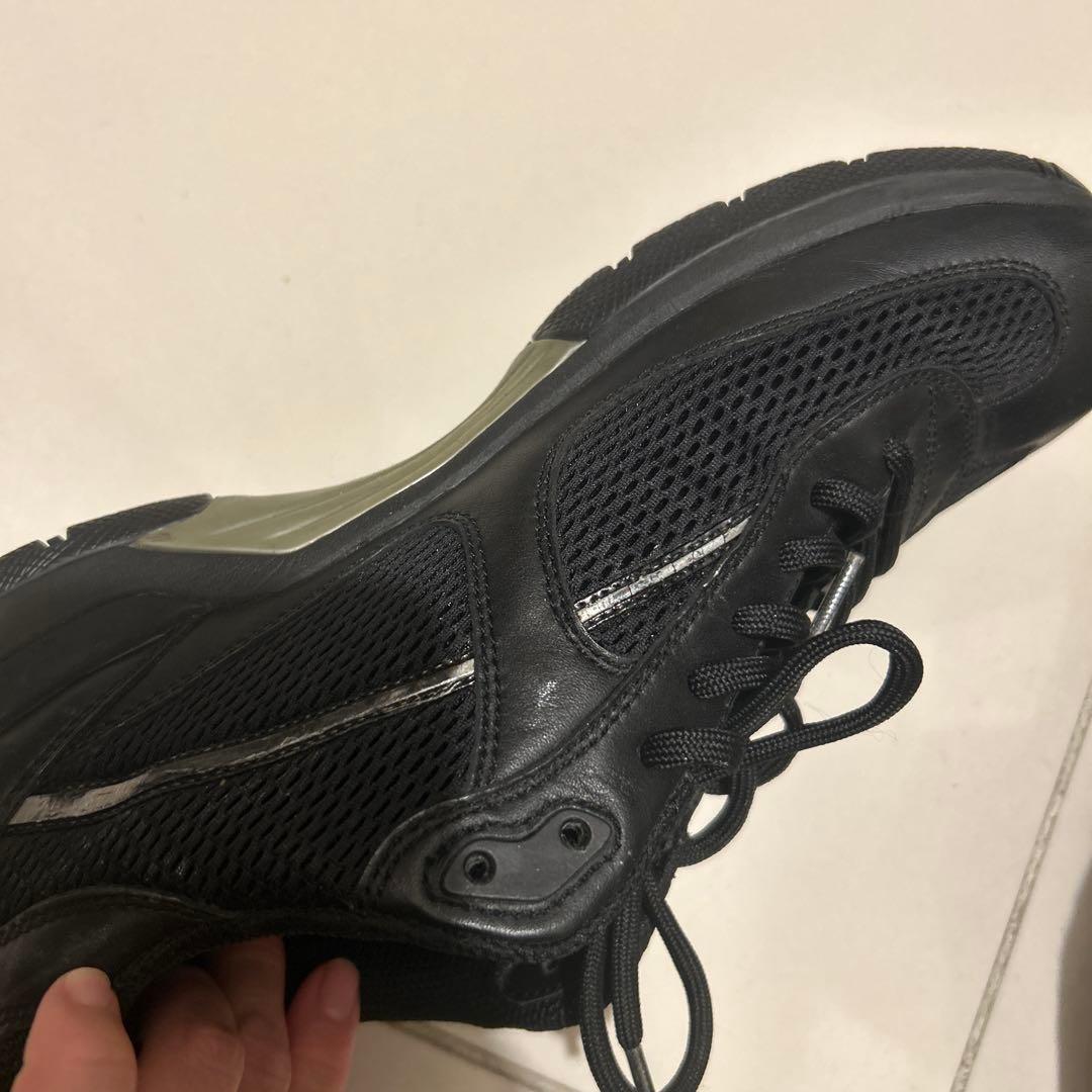 PRADA ブラック スニーカー