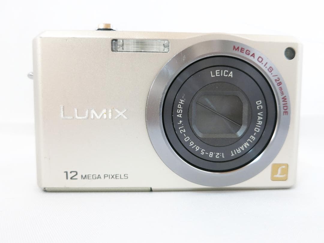 デジタルカメラ／Panasonic LUMIX DMC-FX100 ゴールド