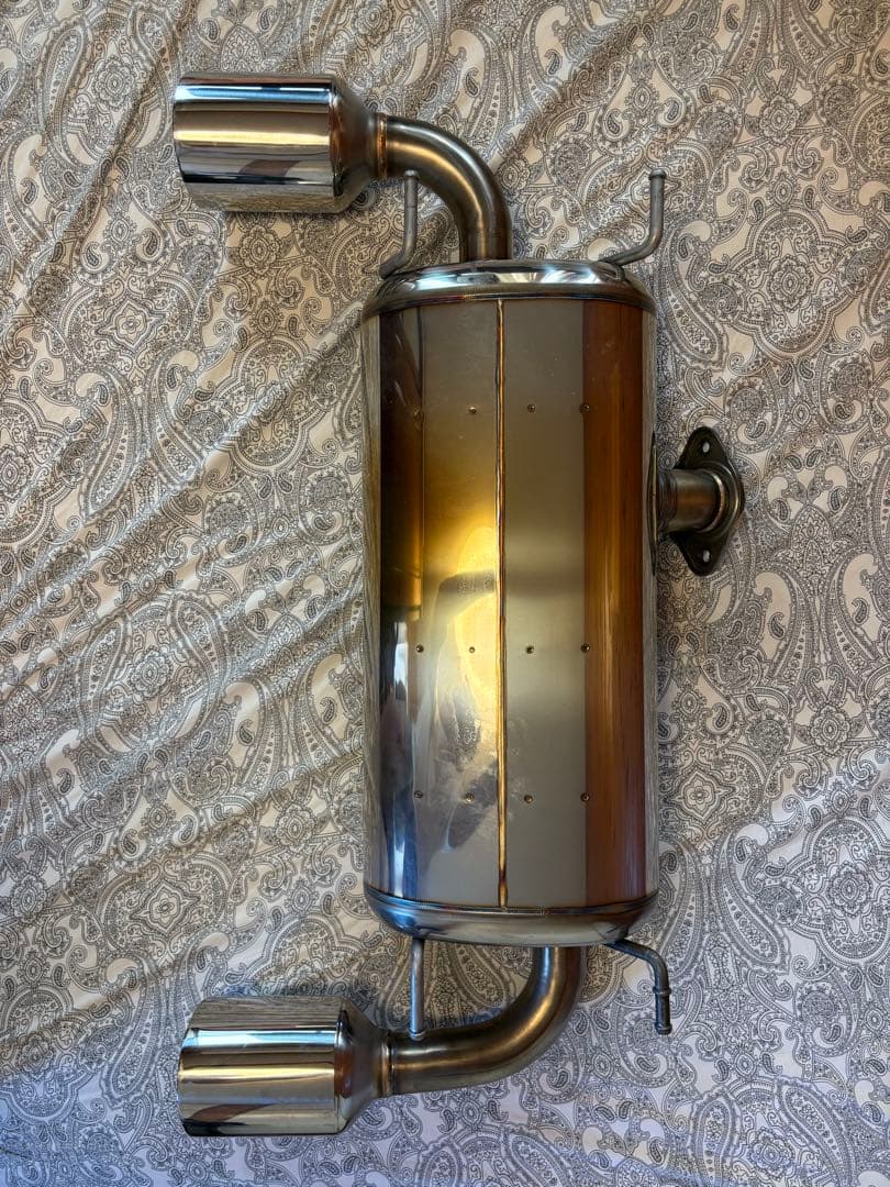 中古美品BRZ　ZD8 STIパフォーマンスマフラー