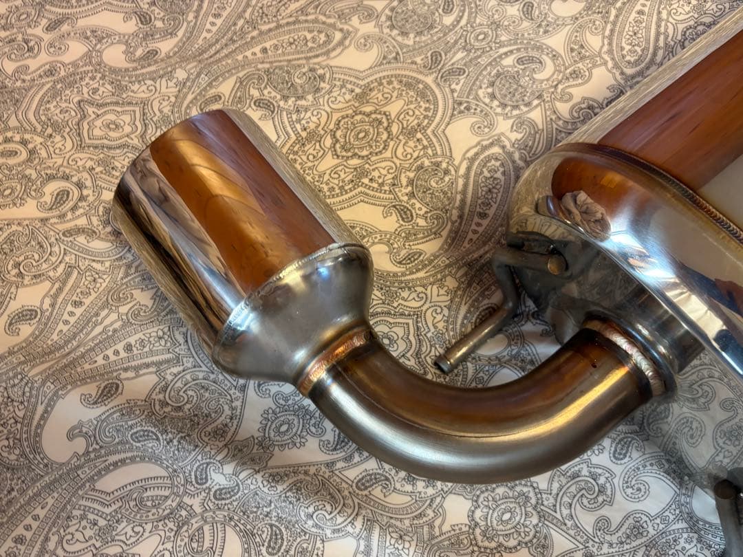 中古美品BRZ　ZD8 STIパフォーマンスマフラー