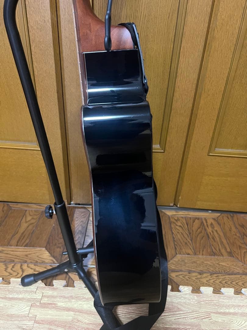 ほぼ未使用　LAG T118 ACE BLKエレアコ ギター