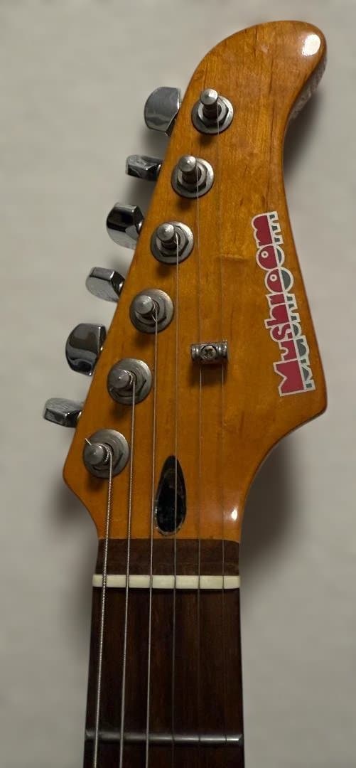 mushroom ストラトキャスター サンバースト