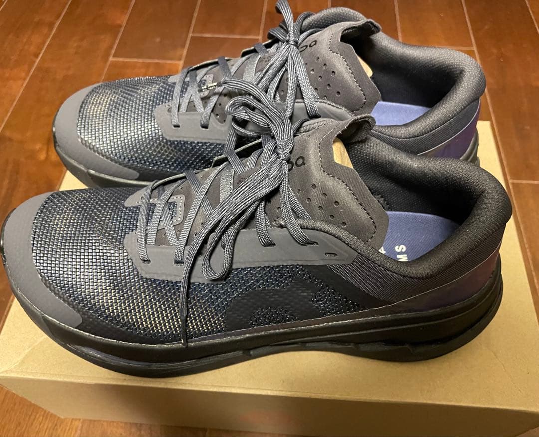 BEAMS 【別注】On × REI Co-op / Cloudultra 3