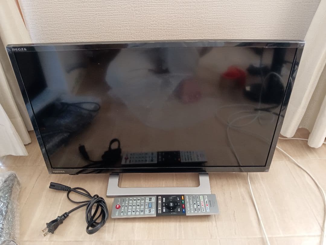 東芝・REGZA 24V型 液晶テレビ・外付けHDD ネット対応・24V34