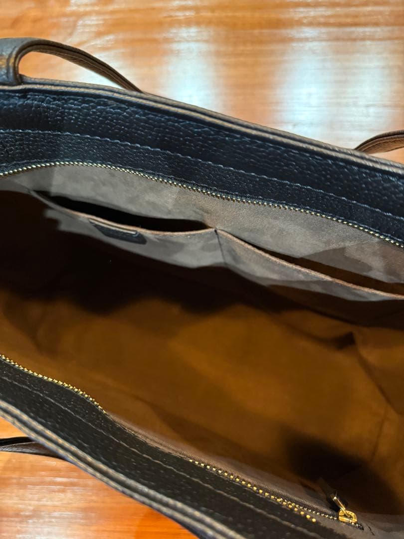 HushTug（ハッシュタグ）トートバッグ　ブラック