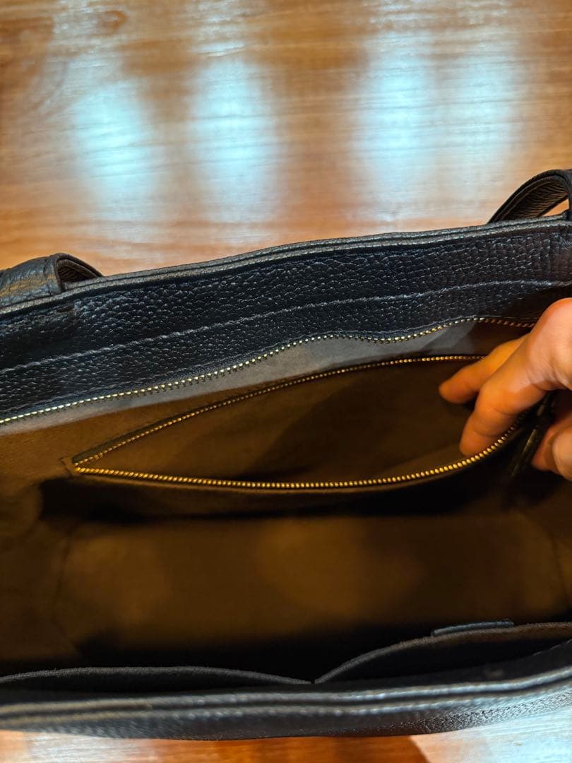 HushTug（ハッシュタグ）トートバッグ　ブラック