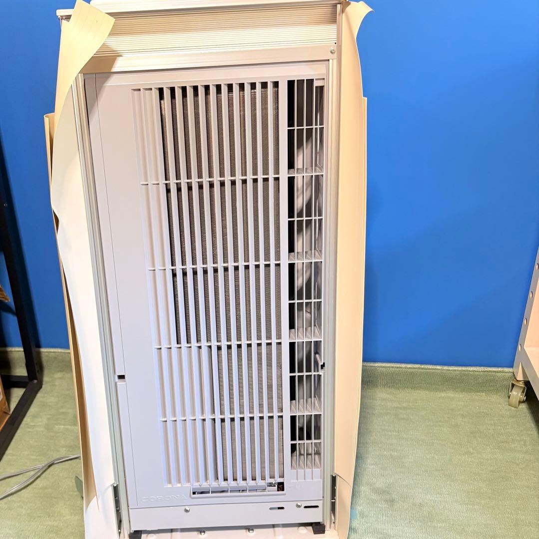 コロナルームエアコン　窓用 2023年製 取付け枠 リモコン付き 部品あり