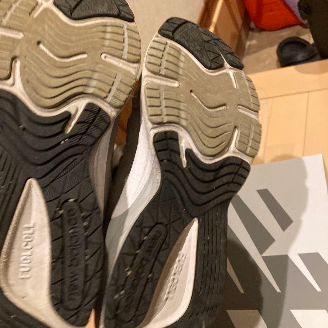 ペ*ロ様 ニューバランスＭ990GL6