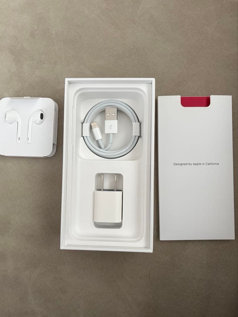 Apple iPhone SE 第2世代 赤色 本体