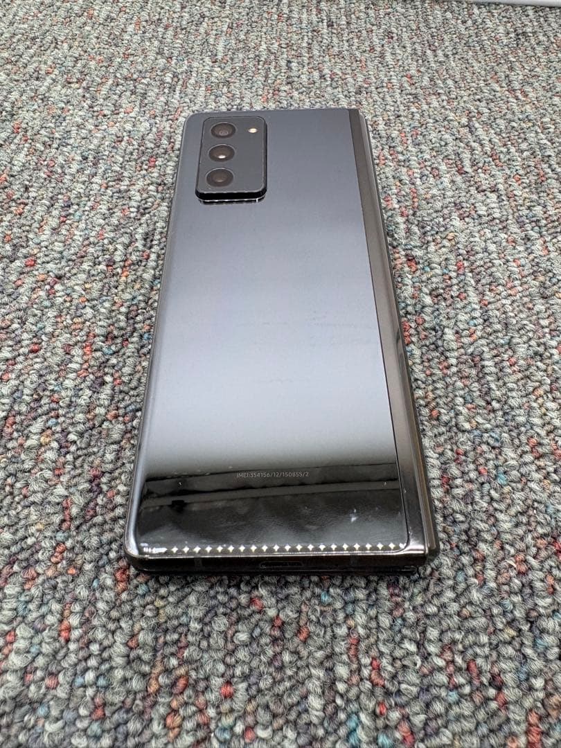 Galaxy Z Fold2 5G　256GB　スマホ　Android　970