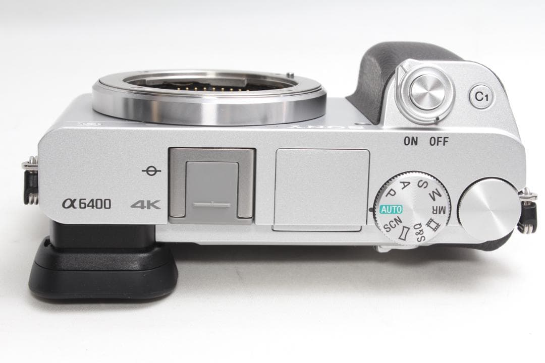 ❤️ショット数極少❤️SONY α6400 パワーズームレンズキット シルバー