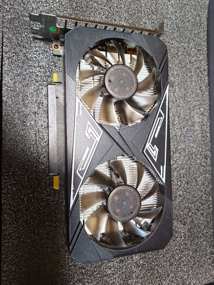 安*ス様 動作確認済み 中古品 玄人志向 GTX1650 GDDR6 4GB