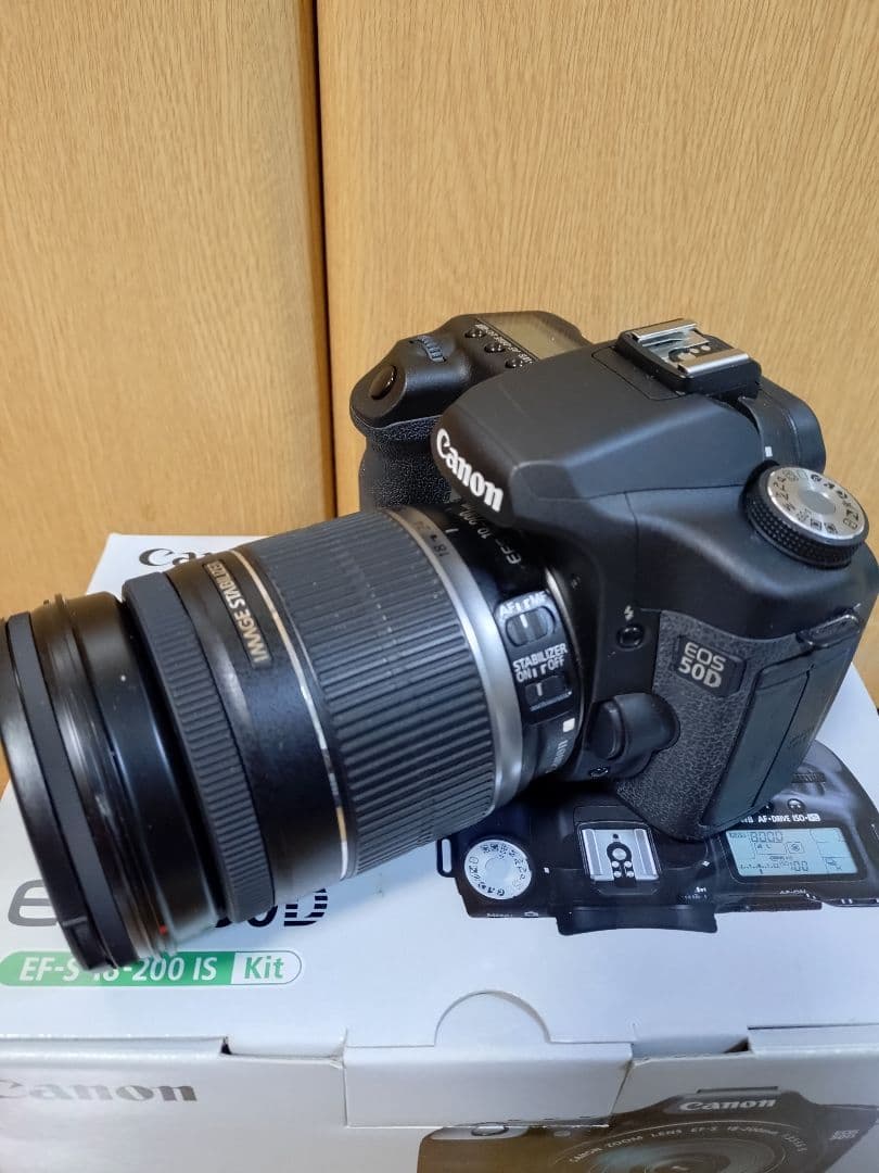 EOS 50D　EF-S18〜200mmIS 　 カメラバッグ他