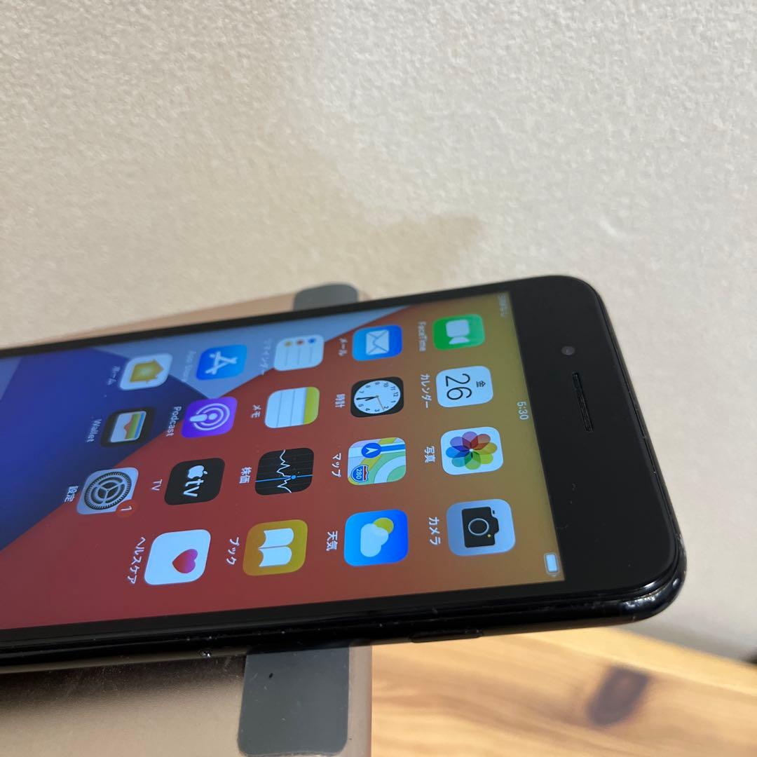 バッテリー新品交換済100%！iPhone7 plus 128GB ブラック