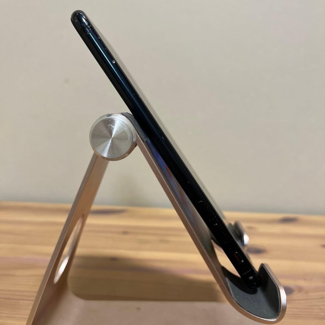 バッテリー新品交換済100%！iPhone7 plus 128GB ブラック