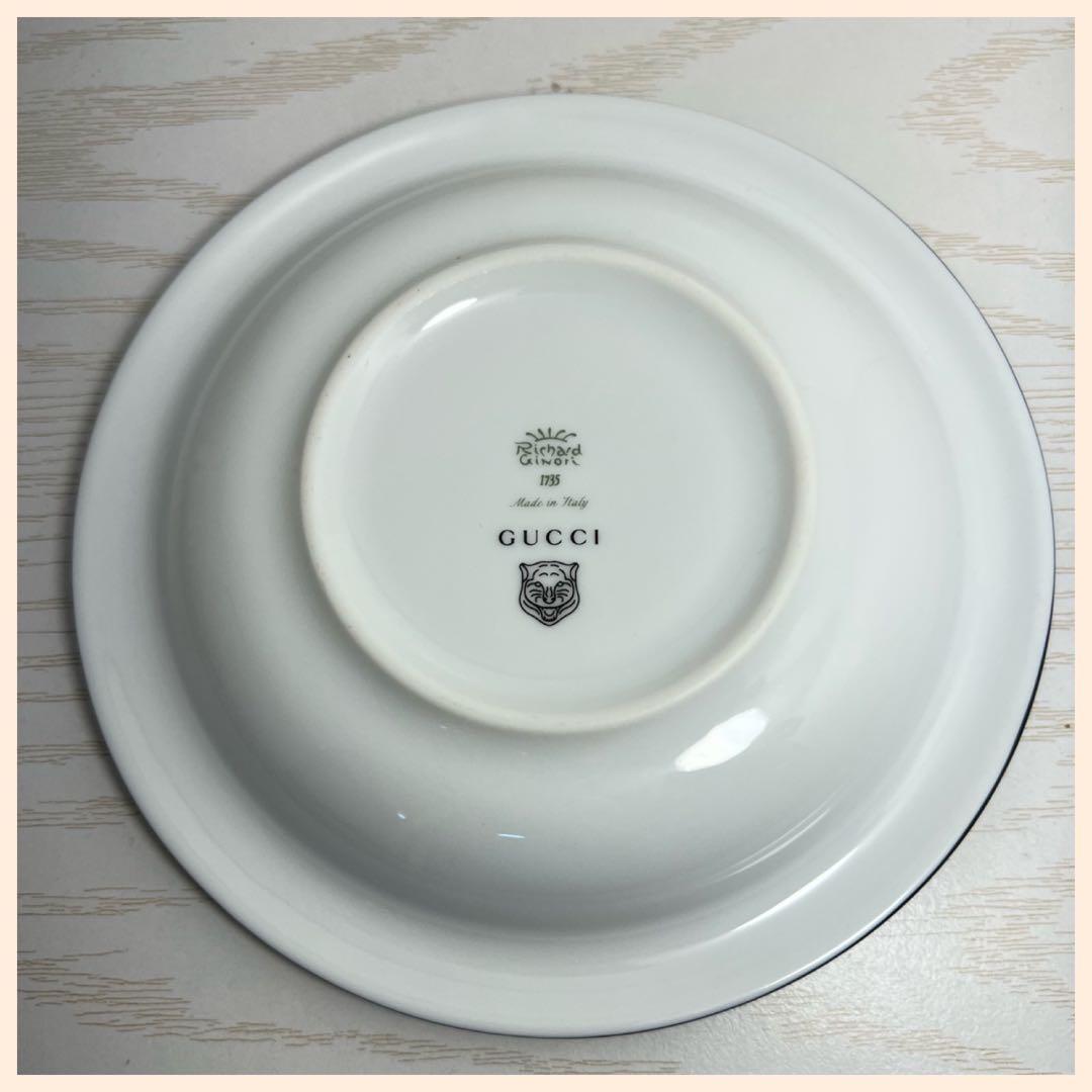 GUCCI スターアイ プリント ラウンド アッシュトレイ ホワイト