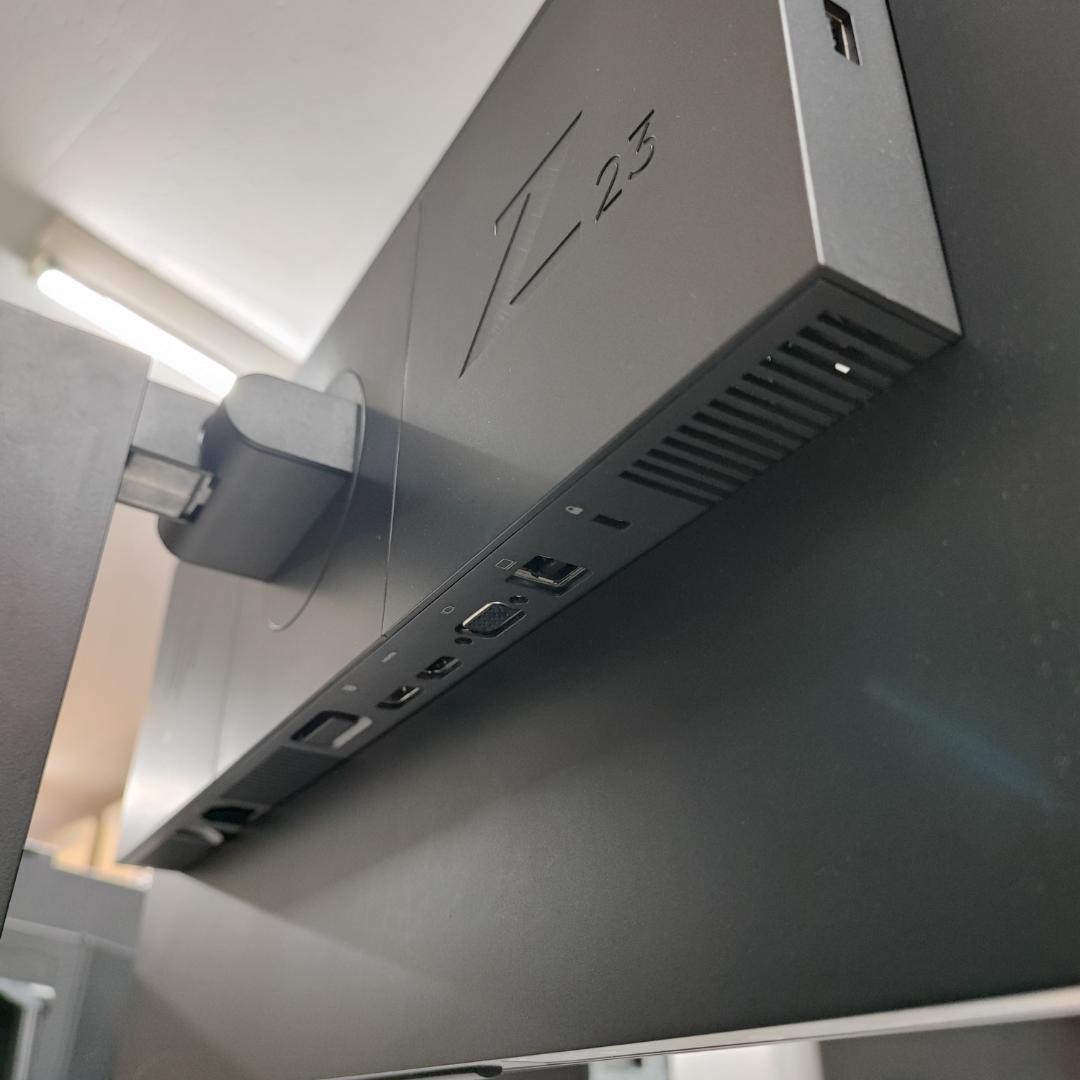 セット品　HPZ2Mini G4/Xeon E-2236/P600 HPz23