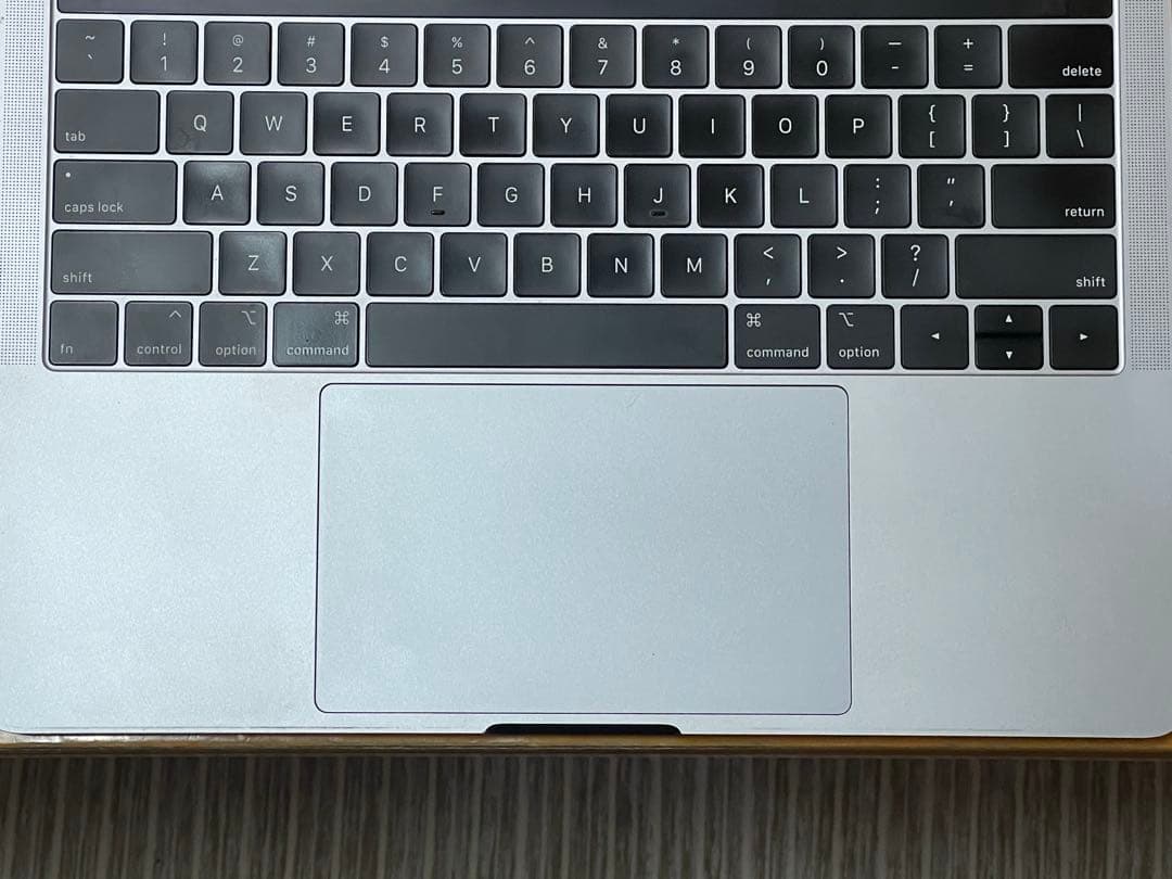 MacBook Pro 13.3クアッドコアCore i5 メモリー16GB