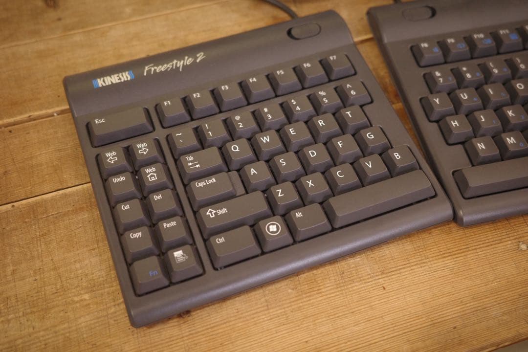 キーボード Kinesis Freestyle2 Ergonomic Keyboard