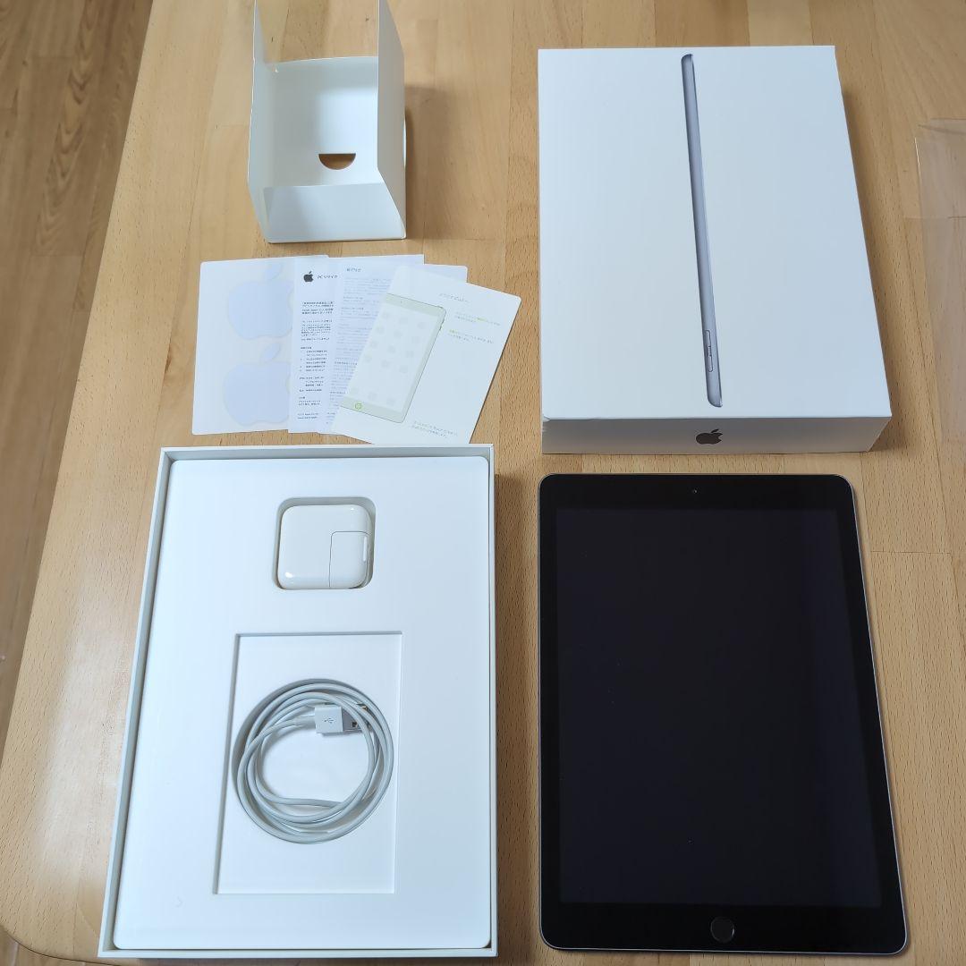 Apple iPad 第5世代 シルバー 128GB WiFiモデル