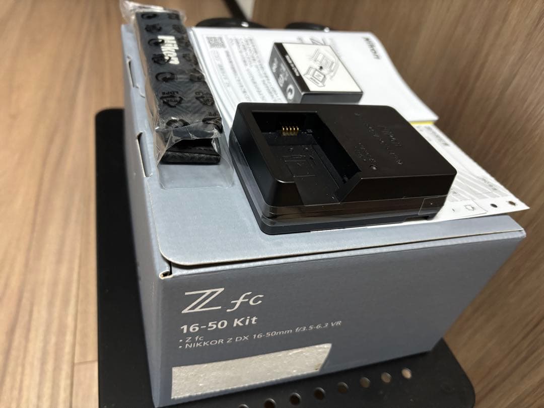 Nikon Z fc ミラーレスカメラ 16-50 VR ASC-06SL付き