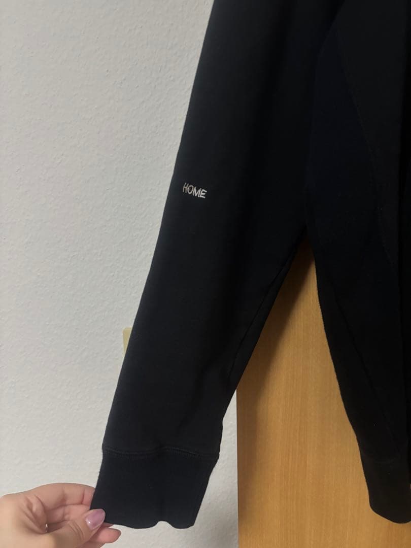 【即完売モデル】ゴッドセレクション　センター刺繍ロゴ入りパーカー　Ｌサイズ