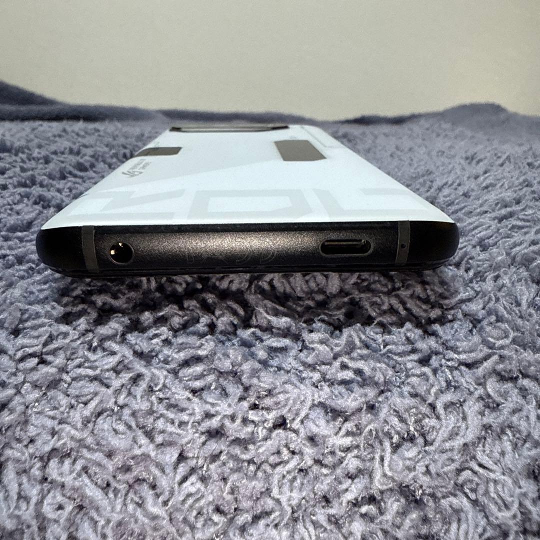 ASUS ROG Phone 7 ultimate ログフォン