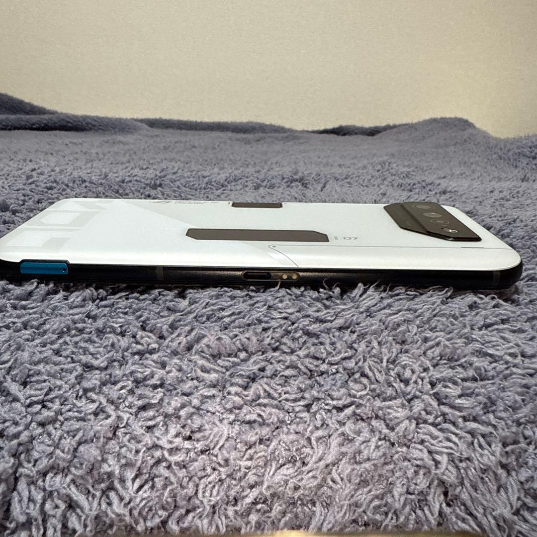 ASUS ROG Phone 7 ultimate ログフォン