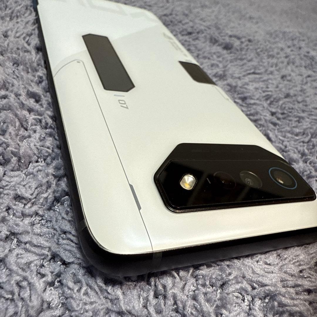 ASUS ROG Phone 7 ultimate ログフォン