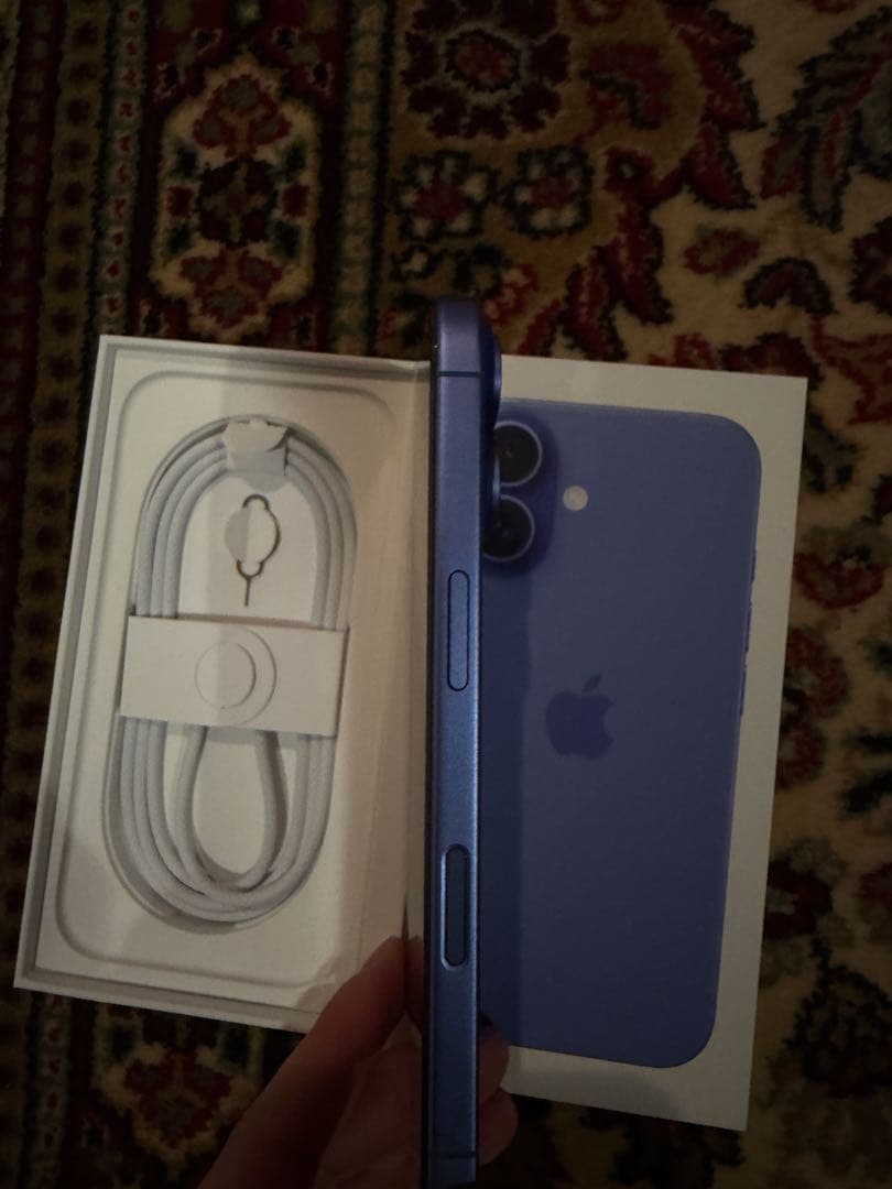 iPhone16 ウルトラマリン 125GB