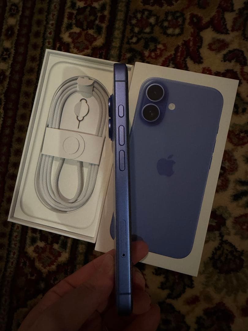 iPhone16 ウルトラマリン 125GB