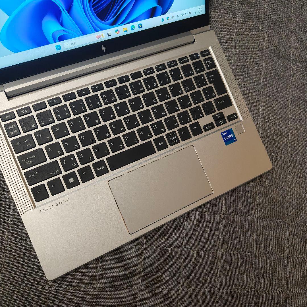 2024年4月 超美品 HP 爆速 13世代 i7 32GB 新品1TB