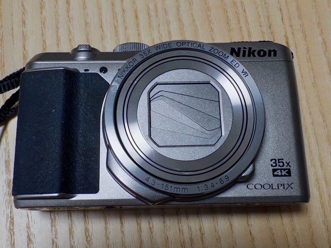 【美品】Nikon COOLPIX A900 シルバー