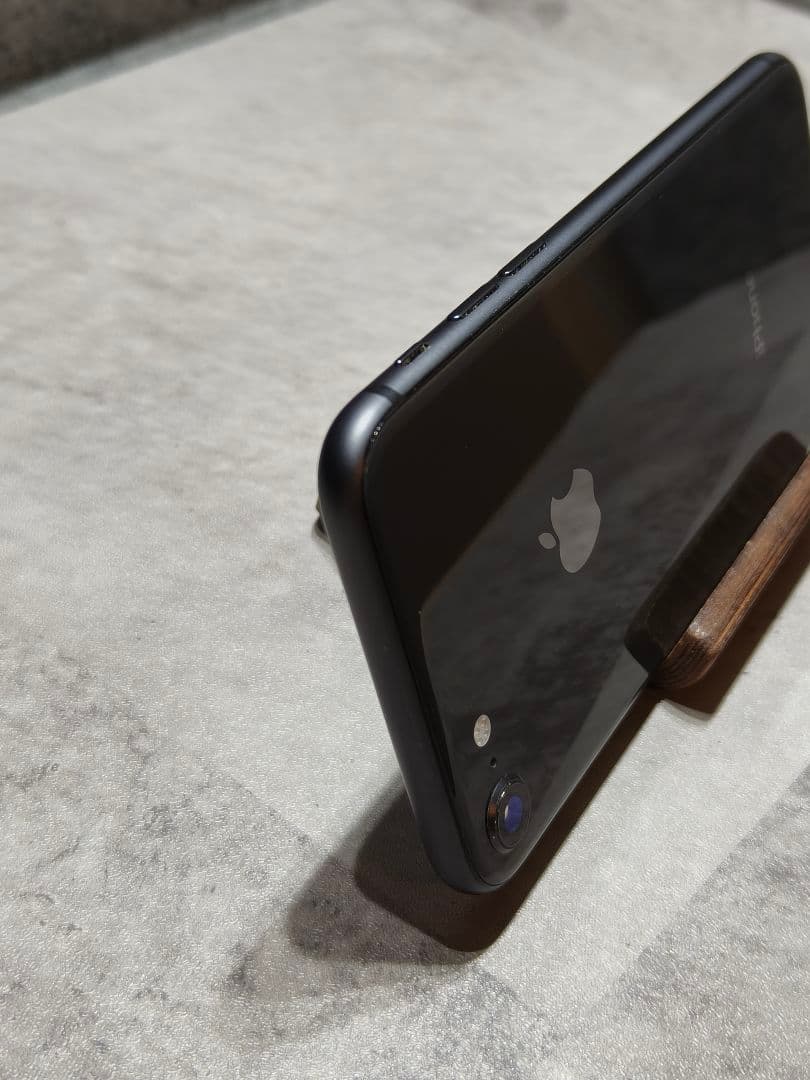 iphone8 64GB スマホ SIMフリー