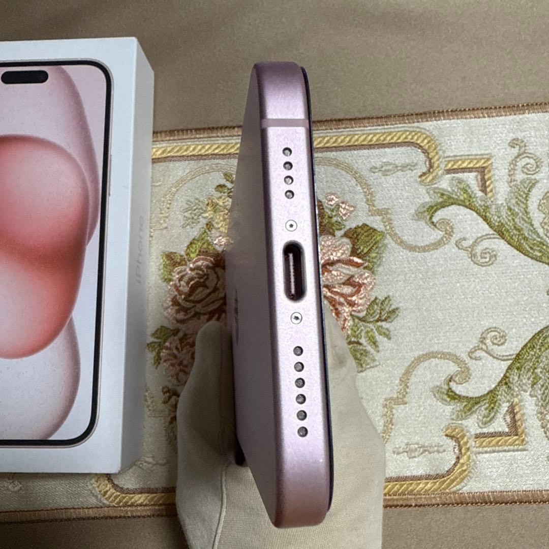 iPhone 15 Plusピンク 6.7インチ　128GB 充電ケーブル箱付き