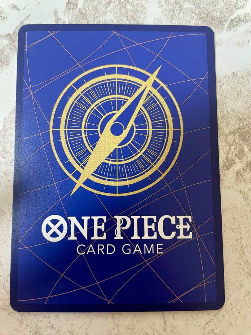 ワンピースカード　 モンキーDルフィ　コミックパラレル 新たなる皇帝　コミパラ