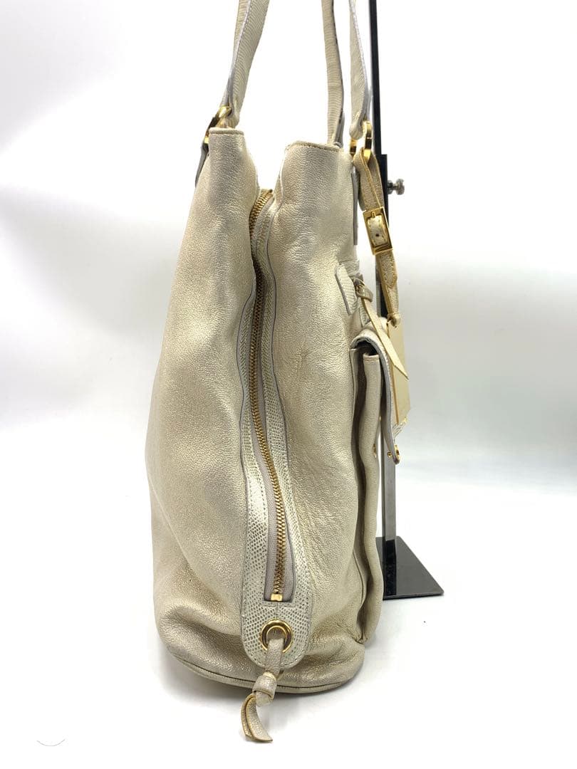 ブルガリ　トートバッグ　ハンドバッグ　ゴールド　レディース　ブランド　お洒落