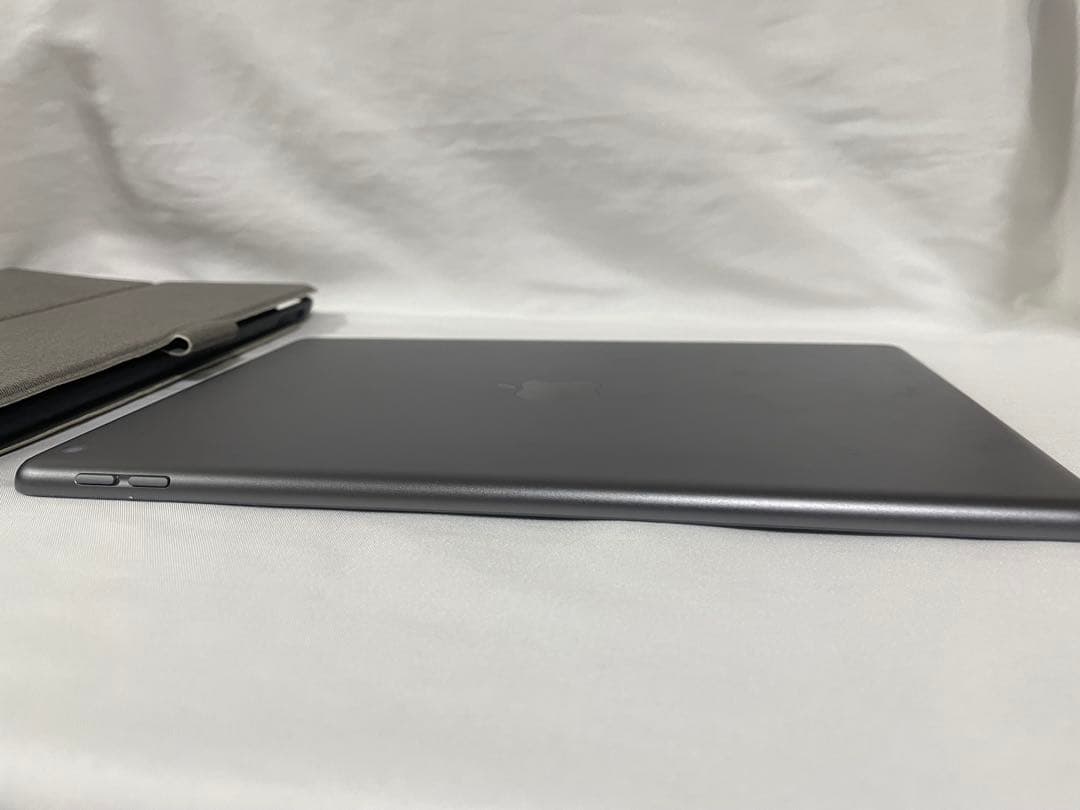 98％ iPad 第9世代　アイパッド　A2602 64GB