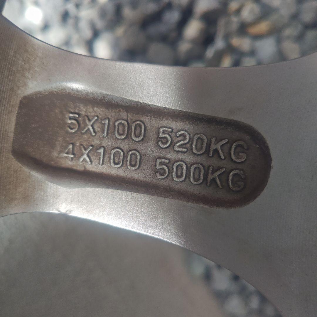 ルーミー付けたスタッドレスタイヤ　4本　175/65R15