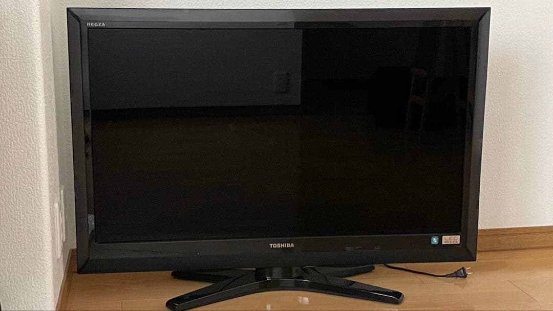 東芝REGZA 37型液晶テレビ 37Z1S リモコン.ケーブル.説明書付　美品