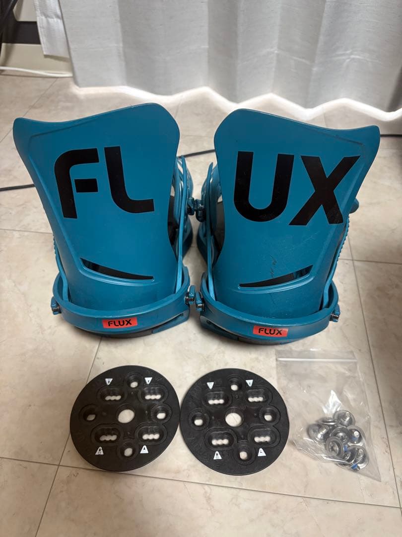 23-24 FLUX DS Mサイズ 青 ビンディング