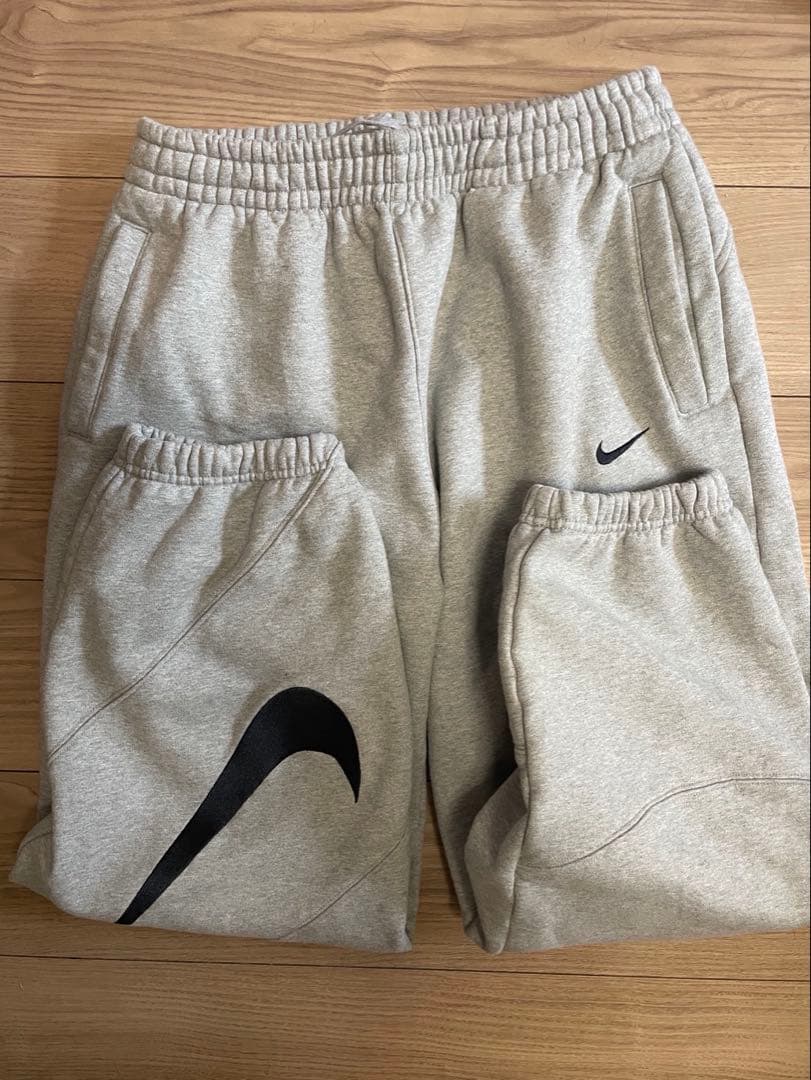 パンツ Supreme Nike Sweatpant Heather Grey