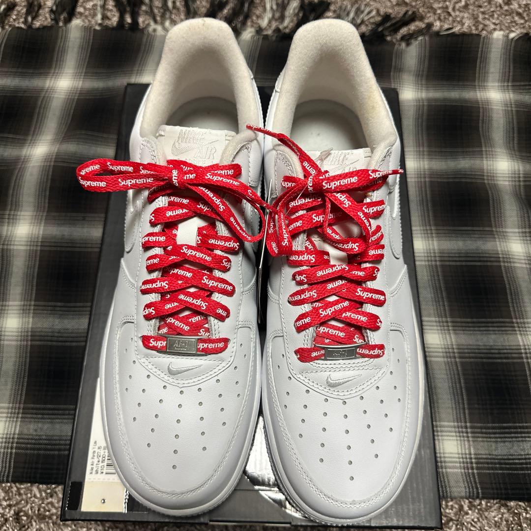 supreme x Nike エアフォース1 LOW 白　シュプリームナイキ