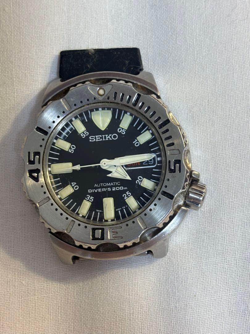 SEIKO 自動巻きダイバーズ 200m防水腕時計　ベルト切れ
