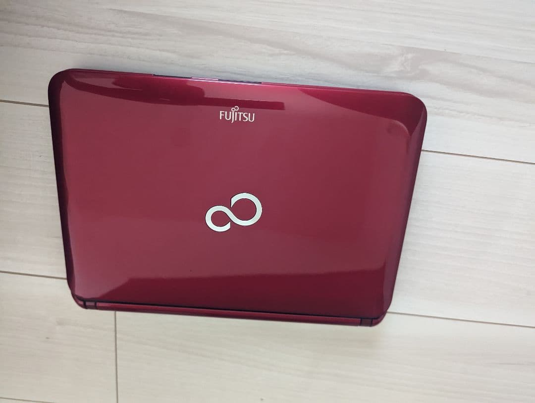 富士通　NetBook PC　おまけ付きジャンク品