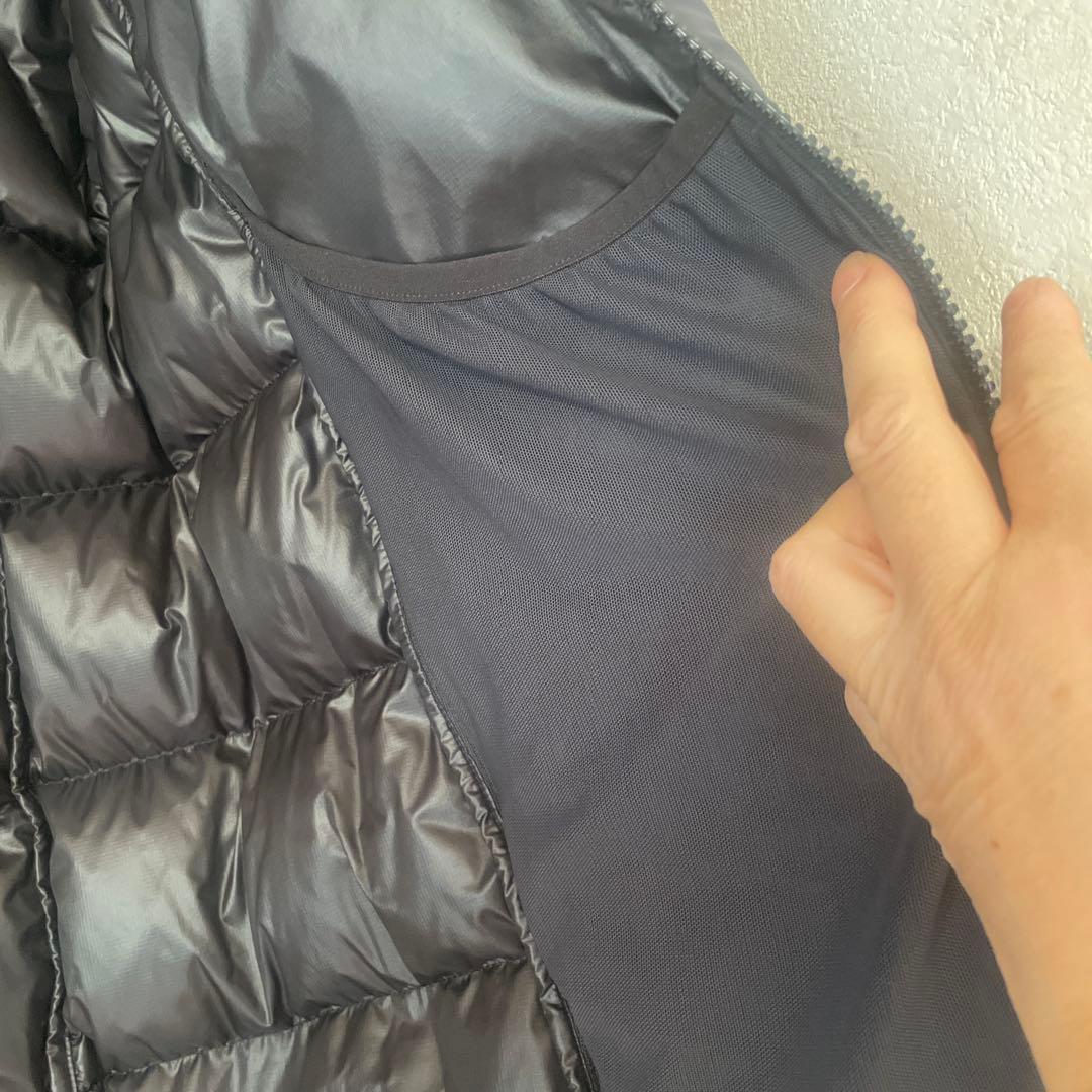 お値下げしました MAMMUT フード付きダウンジャケット 黒/グレー