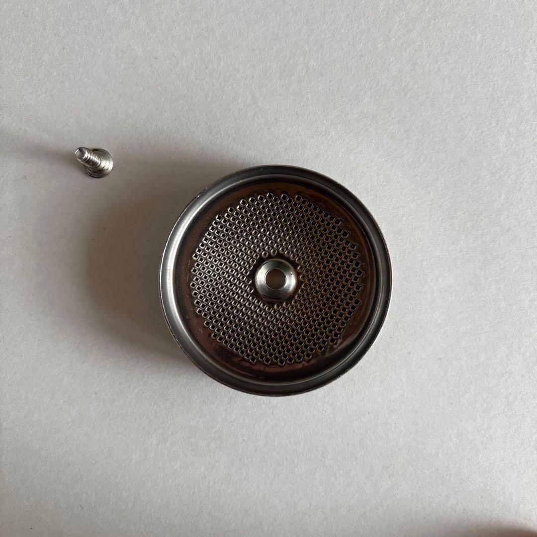 【迅速発送】デロンギ　デディカ　EC680　エスプレッソマシン　シルバー